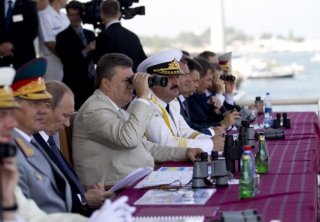 Президент Янукович и президент России Владимир Путин в День флота Украины 28 июля в Севастополе