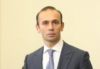 Артур Емельянов 