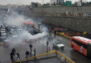 Іран, протести. бензин, загиблі, Иран акции протеста, подорожание бензина. 