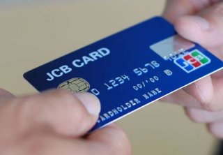 Японська міжнародна карткова платіжна система JCB Payment System виходить на український ринок. Національний банк України узгодив умови та порядок її діяльності в Україні. 