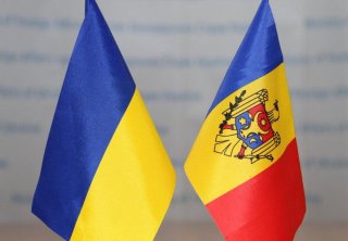 Неприєднання України та Молдови до жодного військово-політичного союзу стримує експансіоністські прагнення РФ, яка натомість дестабілізує ситуацію всередині обох країн, щоб переконати світ у їхній неготовності до євроатлантичної інтеграції. Так вважає дир