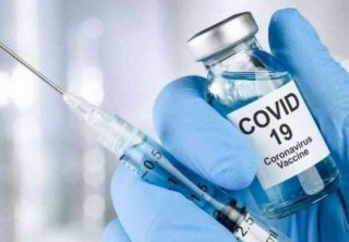 Купити вакцину від COVID-19 у клініках чи аптеках, імовірно, можна буде не раніше осені. Таку думку висловив президент громадської організації «Український медичний клуб» Іван Сорока.